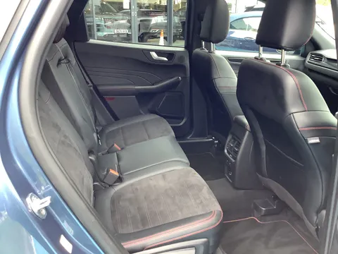 PJ22YKG Ford Kuga 1.5 EcoBlue ST-Line X 5dr Auto Thumbnail #15