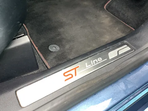 PJ22YKG Ford Kuga 1.5 EcoBlue ST-Line X 5dr Auto Thumbnail #22