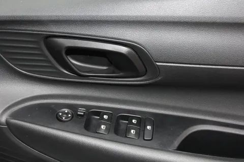 MJ75FHV Hyundai i20 1.0T GDi Advance [Nav] 5dr DCT Thumbnail #25