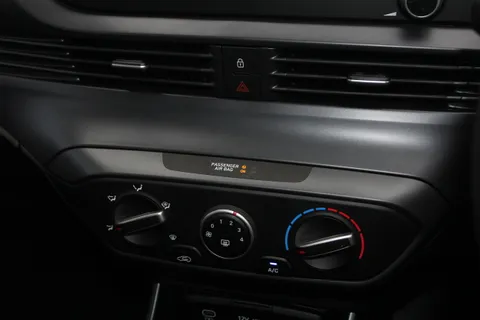 MJ75FHV Hyundai i20 1.0T GDi Advance [Nav] 5dr DCT Thumbnail #19