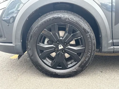 VN72CRV Dacia Jogger 1.0 TCe Extreme SE 5dr Thumbnail #33