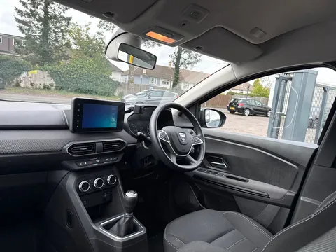 VN72CRV Dacia Jogger 1.0 TCe Extreme SE 5dr Thumbnail #16