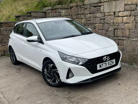 MT71VZH Hyundai i20 1.0T GDi 48V MHD SE Connect 5dr Thumbnail #2