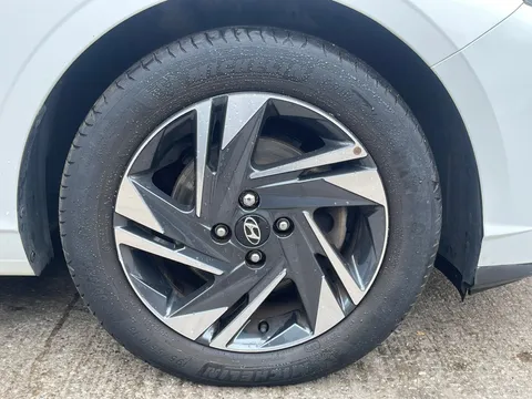 MT71VZH Hyundai i20 1.0T GDi 48V MHD SE Connect 5dr Thumbnail #8