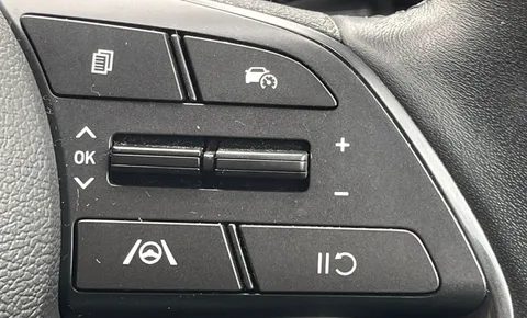 MT71VZH Hyundai i20 1.0T GDi 48V MHD SE Connect 5dr Thumbnail #16