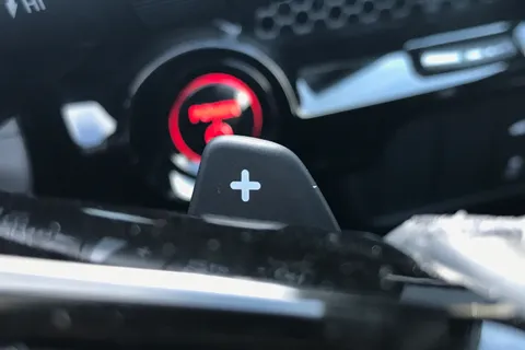 DK75NWA Honda CR-V 2.0 eHEV Advance 5dr eCVT Thumbnail #38