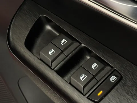 DN25FVH Mg Motor Uk Zs 1.5 Hybrid+ Trophy 5dr Auto Thumbnail #18