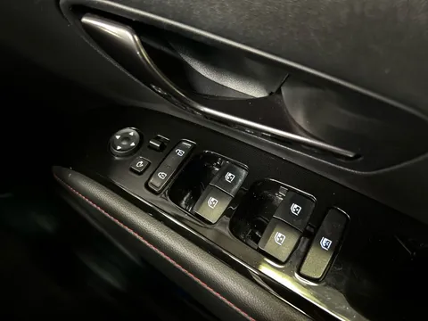 MT71UGC Hyundai Tucson 1.6 TGDi N Line 5dr 2WD Thumbnail #25