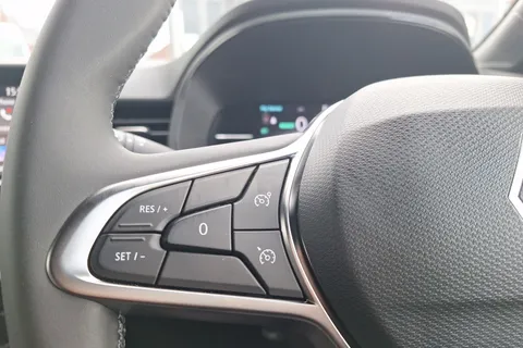 BG75OHF Renault Clio 1.6 E-TECH full hybrid 145 Techno 5dr Auto Thumbnail #36