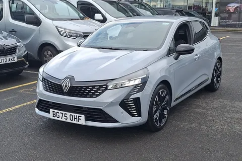 BG75OHF Renault Clio 1.6 E-TECH full hybrid 145 Techno 5dr Auto Thumbnail #16