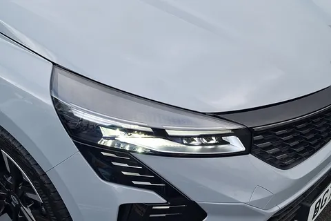 BG75OHF Renault Clio 1.6 E-TECH full hybrid 145 Techno 5dr Auto Thumbnail #14