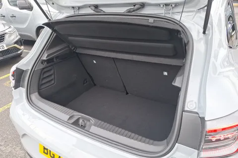 BG75OHF Renault Clio 1.6 E-TECH full hybrid 145 Techno 5dr Auto Thumbnail #21