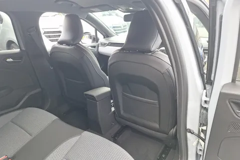 BG75OHF Renault Clio 1.6 E-TECH full hybrid 145 Techno 5dr Auto Thumbnail #33