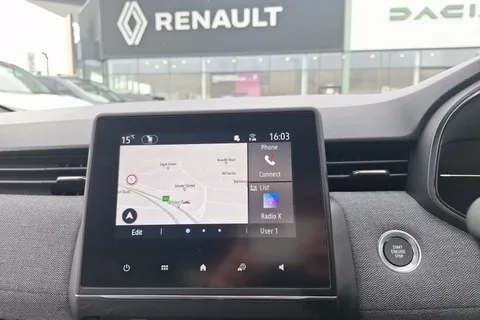 BG75OHF Renault Clio 1.6 E-TECH full hybrid 145 Techno 5dr Auto Thumbnail #40