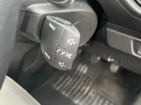 DL72ODC Dacia Sandero Stepway 1.0 TCe Bi-Fuel Expression 5dr Thumbnail #17