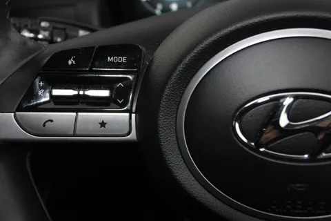 DE23ZGF Hyundai Tucson 1.6 TGDi 48V MHD Ultimate 5dr 2WD DCT Thumbnail #24