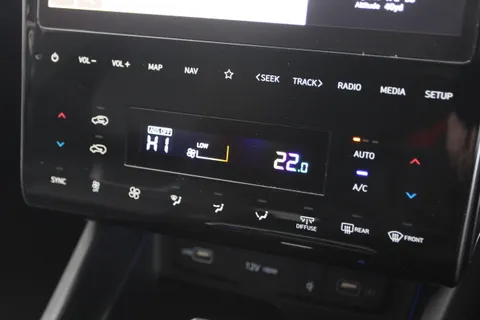 DE23ZGF Hyundai Tucson 1.6 TGDi 48V MHD Ultimate 5dr 2WD DCT Thumbnail #31