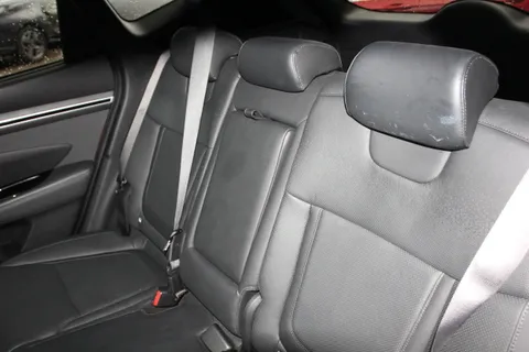 DG71FBL Hyundai Tucson 1.6 TGDi Ultimate 5dr 2WD Thumbnail #14