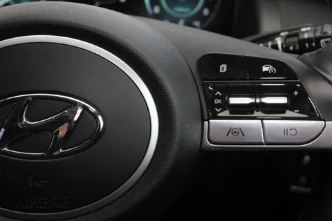 DG71FBL Hyundai Tucson 1.6 TGDi Ultimate 5dr 2WD Thumbnail #25