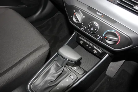 MT75AWM Hyundai i20 1.0T GDi Advance [Nav] 5dr DCT Thumbnail #20