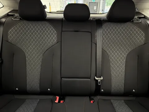 DL25KWO Mg Motor Uk Hs 1.5 T-GDI PHEV SE 5dr Auto Thumbnail #15