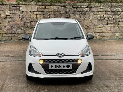 EJ69EMK Hyundai i10 1.0 Play 5dr Thumbnail #2