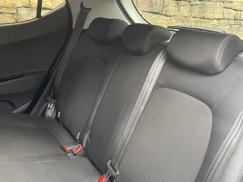 EJ69EMK Hyundai i10 1.0 Play 5dr Thumbnail #22