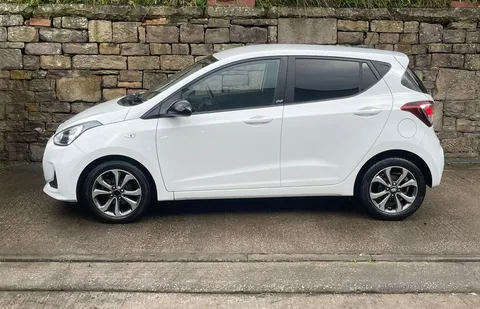 EJ69EMK Hyundai i10 1.0 Play 5dr Thumbnail #7