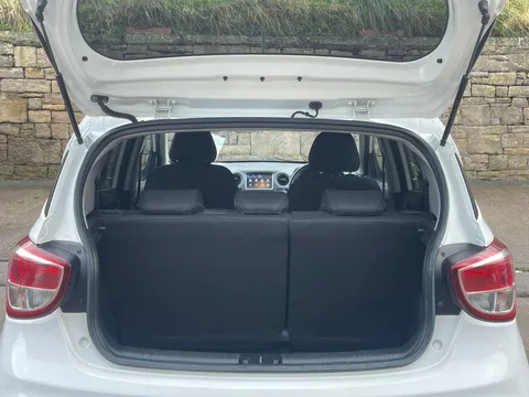 EJ69EMK Hyundai i10 1.0 Play 5dr Thumbnail #8