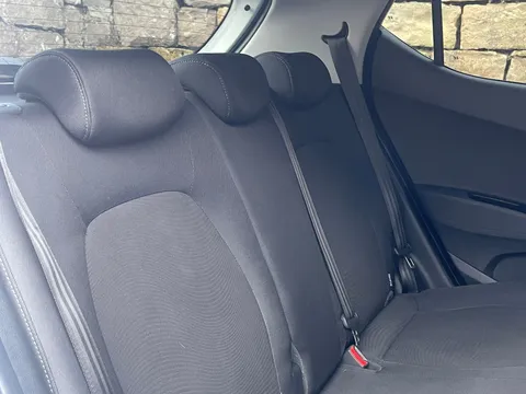 EJ69EMK Hyundai i10 1.0 Play 5dr Thumbnail #25