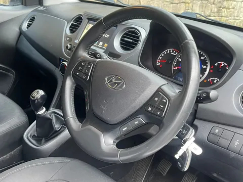 EJ69EMK Hyundai i10 1.0 Play 5dr Thumbnail #11