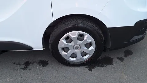 HT72PCU Renault Trafic LL30 Blue dCi 130 Business+ Van Thumbnail #11