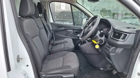 HT72PCU Renault Trafic LL30 Blue dCi 130 Business+ Van Thumbnail #24