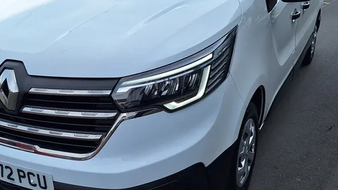 HT72PCU Renault Trafic LL30 Blue dCi 130 Business+ Van Thumbnail #14