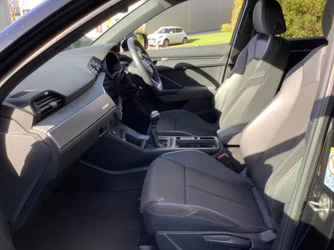 DS20KNZ Audi Q3 35 TFSI S Line 5dr Thumbnail #12