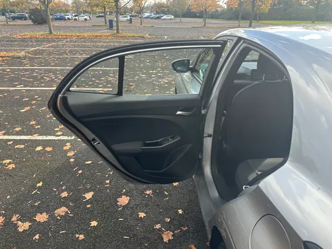 DC25EYH Mg Motor Uk Mg3 1.5 Hybrid SE 5dr Auto Thumbnail #27