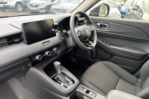 DT73ZFU Honda Hr-V 1.5 eHEV Elegance 5dr CVT Thumbnail #3