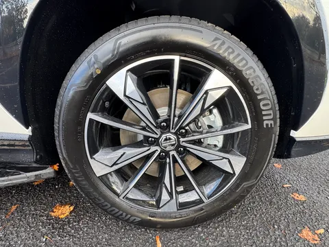 MF75CSV Mg Motor Uk Hs 1.5 T-GDI PHEV Trophy 5dr Auto Thumbnail #19