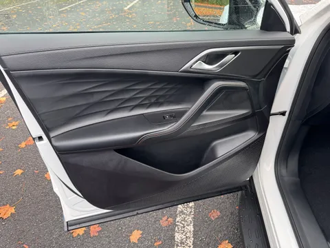 MF75CSV Mg Motor Uk Hs 1.5 T-GDI PHEV Trophy 5dr Auto Thumbnail #37