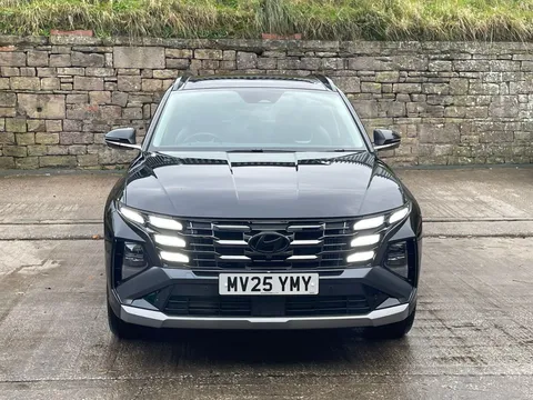 MV25YMY Hyundai Tucson 1.6T Plug-in Hybrid Ultimate 5dr Auto Thumbnail #3