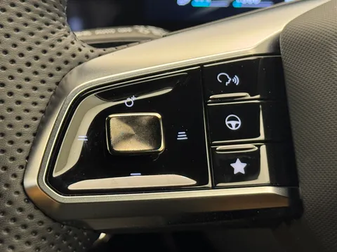 DN74UYK Mg Motor Uk Hs 1.5 T-GDI Trophy 5dr DCT Thumbnail #21