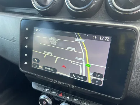 DY72VGA Dacia Duster 1.0 TCe 100 Bi-Fuel Prestige 5dr Thumbnail #19