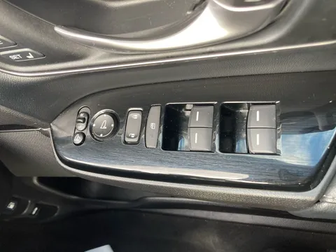 DC19BAA Honda CR-V 2.0 i-MMD Hybrid EX 5dr eCVT Thumbnail #18