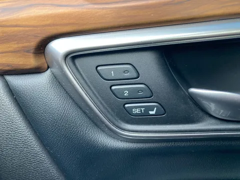 DC19BAA Honda CR-V 2.0 i-MMD Hybrid EX 5dr eCVT Thumbnail #19