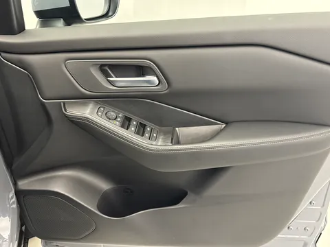 DY75ZVK Nissan X-Trail 1.5 E-Power 204 N-Connecta 5dr Xtronic Thumbnail #22