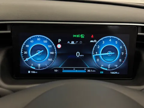 DL72BNN Hyundai Tucson 1.6 TGDi 48V MHD Ultimate 5dr 2WD DCT Thumbnail #31