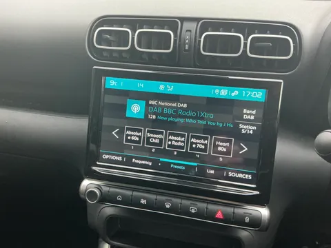 DY72NVV Citroën C3 Aircross 1.2 PureTech 110 Shine 5dr Thumbnail #20