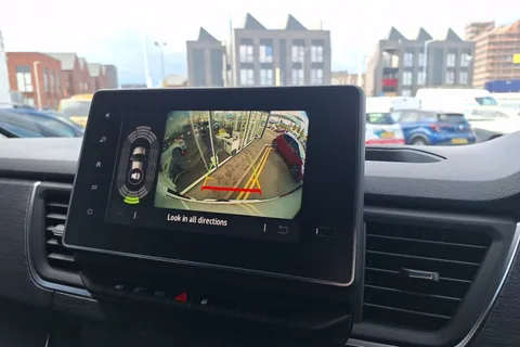 DN75ESO Renault Trafic LL30 Blue dCi 150 Extra Sport [Safety] Crew Van Thumbnail #40