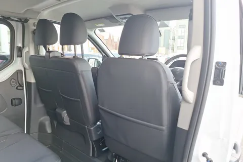 DN75ESO Renault Trafic LL30 Blue dCi 150 Extra Sport [Safety] Crew Van Thumbnail #26