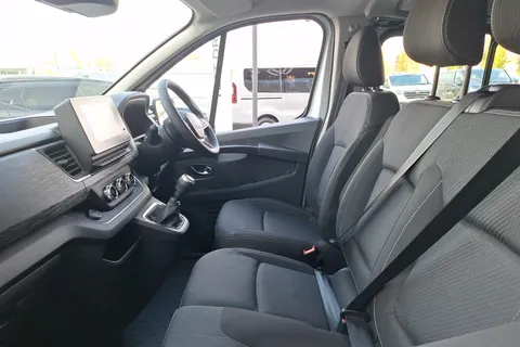 DN75ESO Renault Trafic LL30 Blue dCi 150 Extra Sport [Safety] Crew Van Thumbnail #23